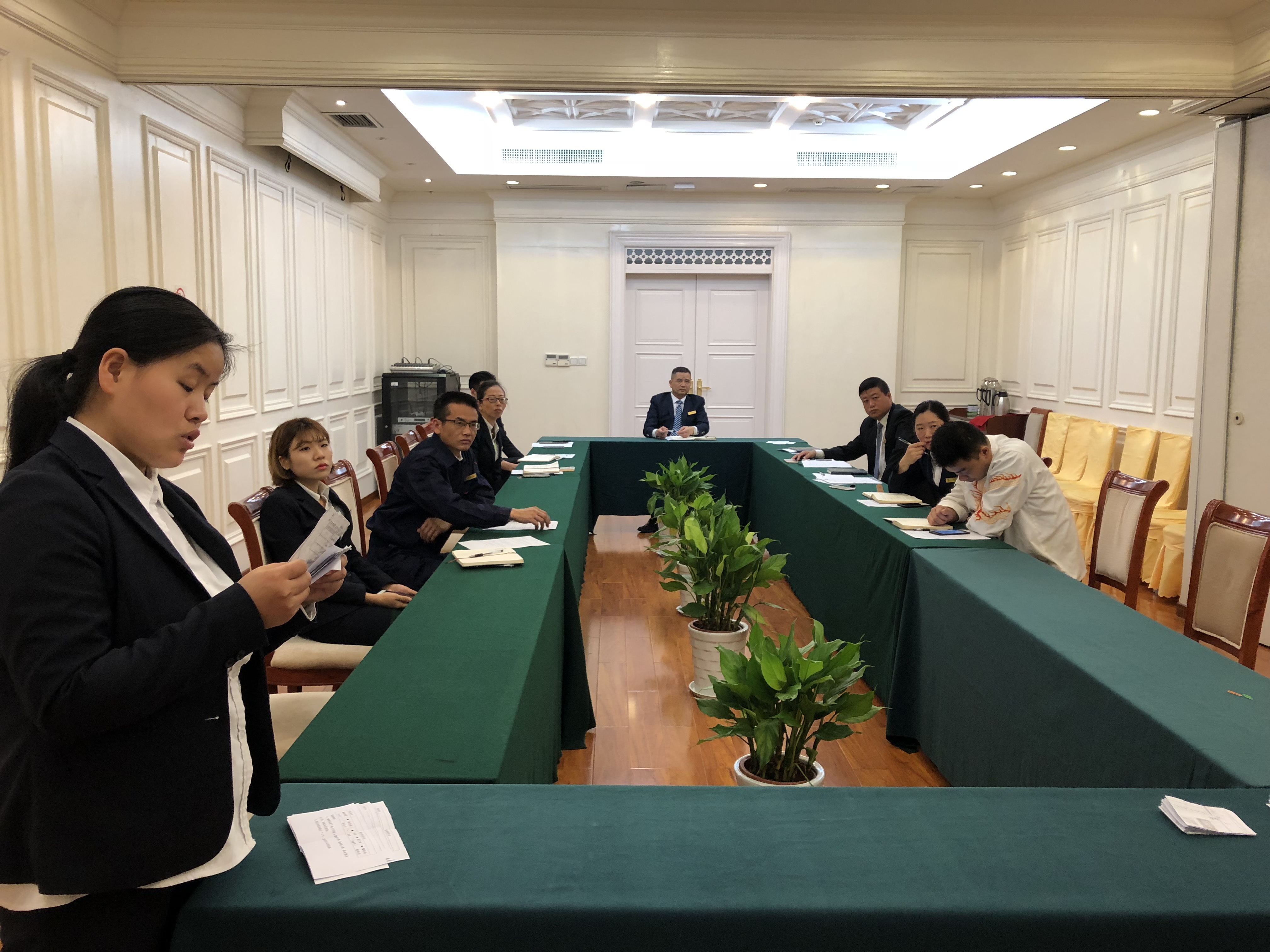 我的青春我来秀,广信酒店举办第三季度优秀明星评选活动(图1) 我的青春我来秀,广信酒店举办第三季度优秀明星评选活动(图1)